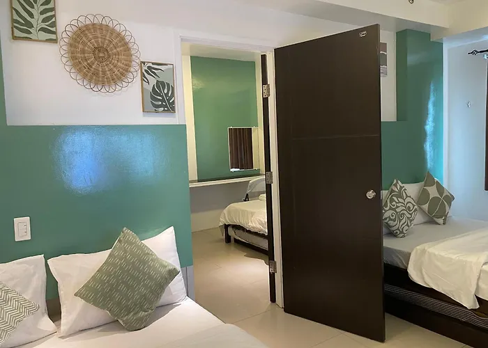 Apartahotel The Pinkdoor Moa Staycation At Sea Residences 3*