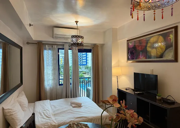The Pinkdoor Moa Staycation At Sea Residences 3* Manila