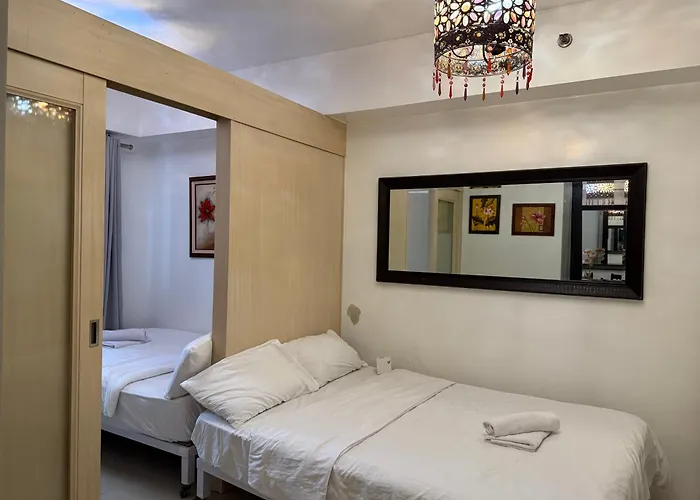 The Pinkdoor Moa Staycation At Sea Residences