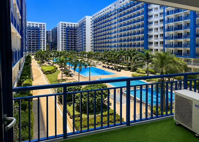 The Pinkdoor Moa Staycation At Sea Residences Apartahotel 3*